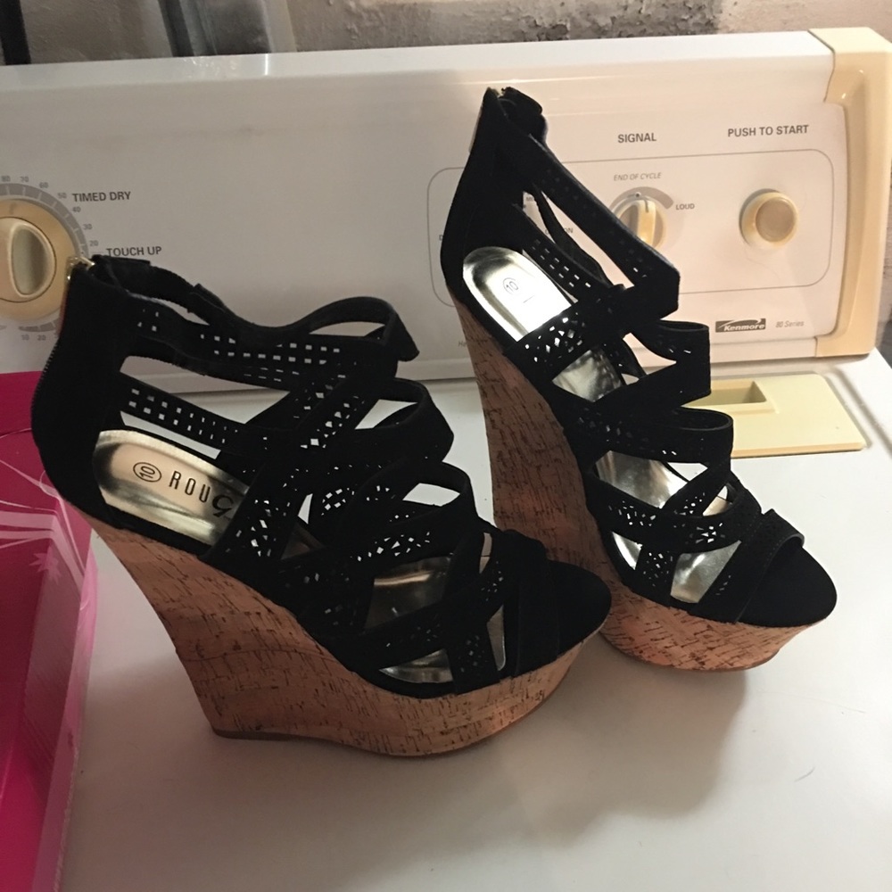 platform sandal